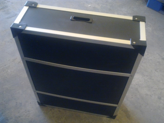 PP corrugated box with aluminum edge and corner reinforcement industrial