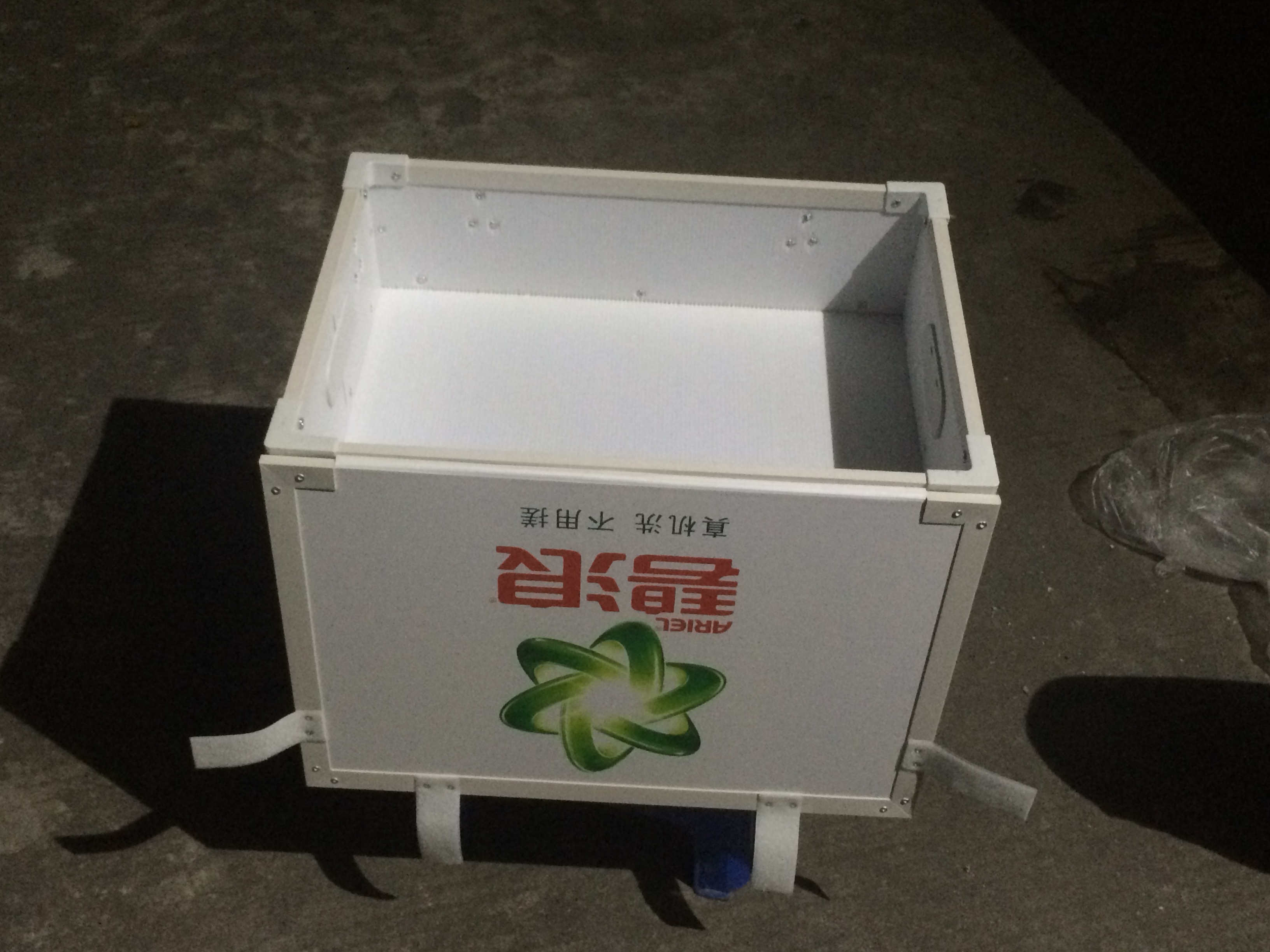 Custom printed corrugated plastic box branded packaging factory