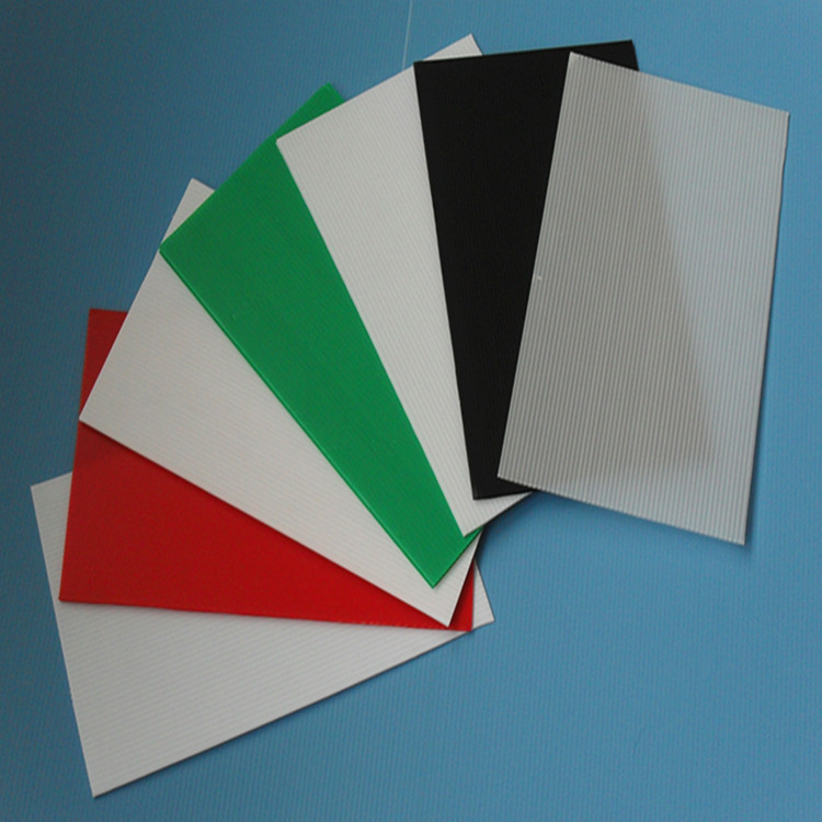 PP corrugated plastic sheets red white green black — Elipacko USA