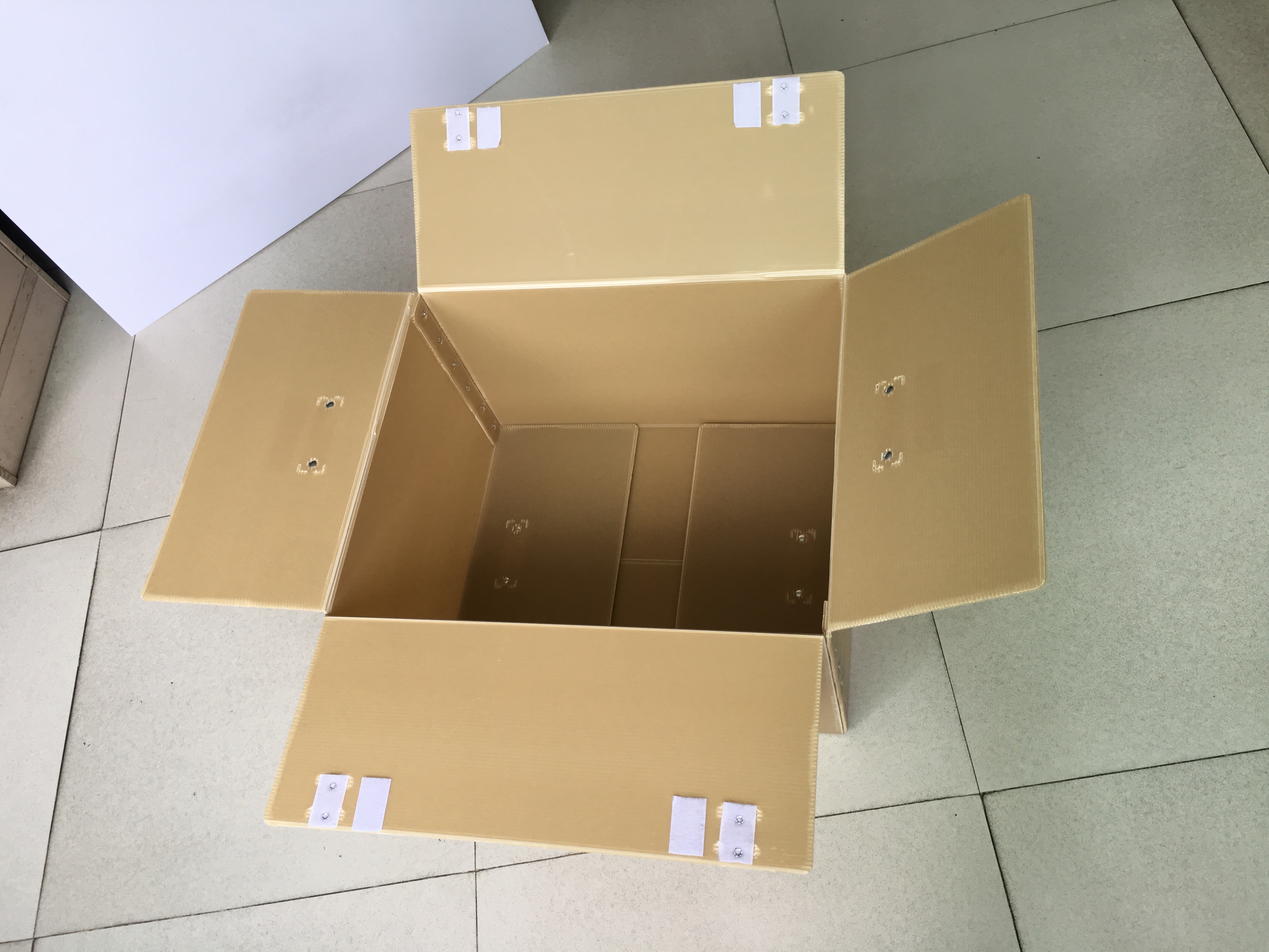 PP box with velcro hook and loop closure